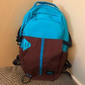 REI workload pack